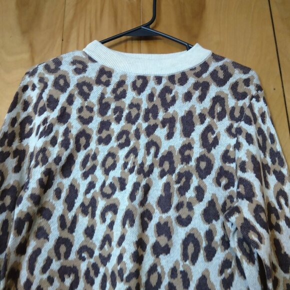 A New Day Women's XS Animal Print Long Sleeve Crewneck Pullover Sweater - Picture 2 of 4